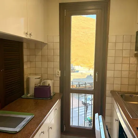 2 Pieces Sud/ouest Avec Wifi, 100 M Des Pistes * Tignes